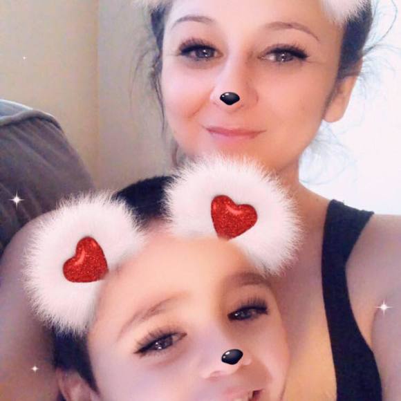 Meet your Posher, Amanda - Picture 1 of 1